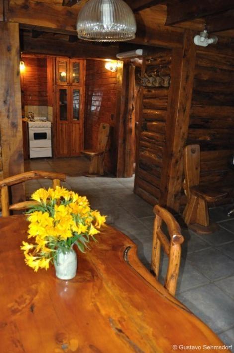 Lodge Maras
